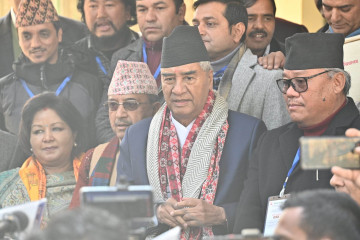 कांग्रेस संसदीय दलकाे नेतामा देउवा निर्वाचित, गगनले पाए २५ मत